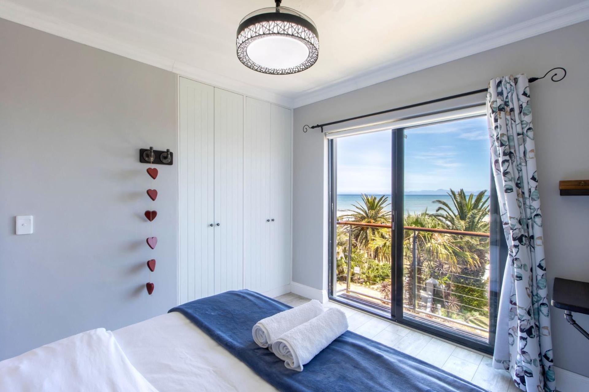Apartment18lifestyle Beachfront *